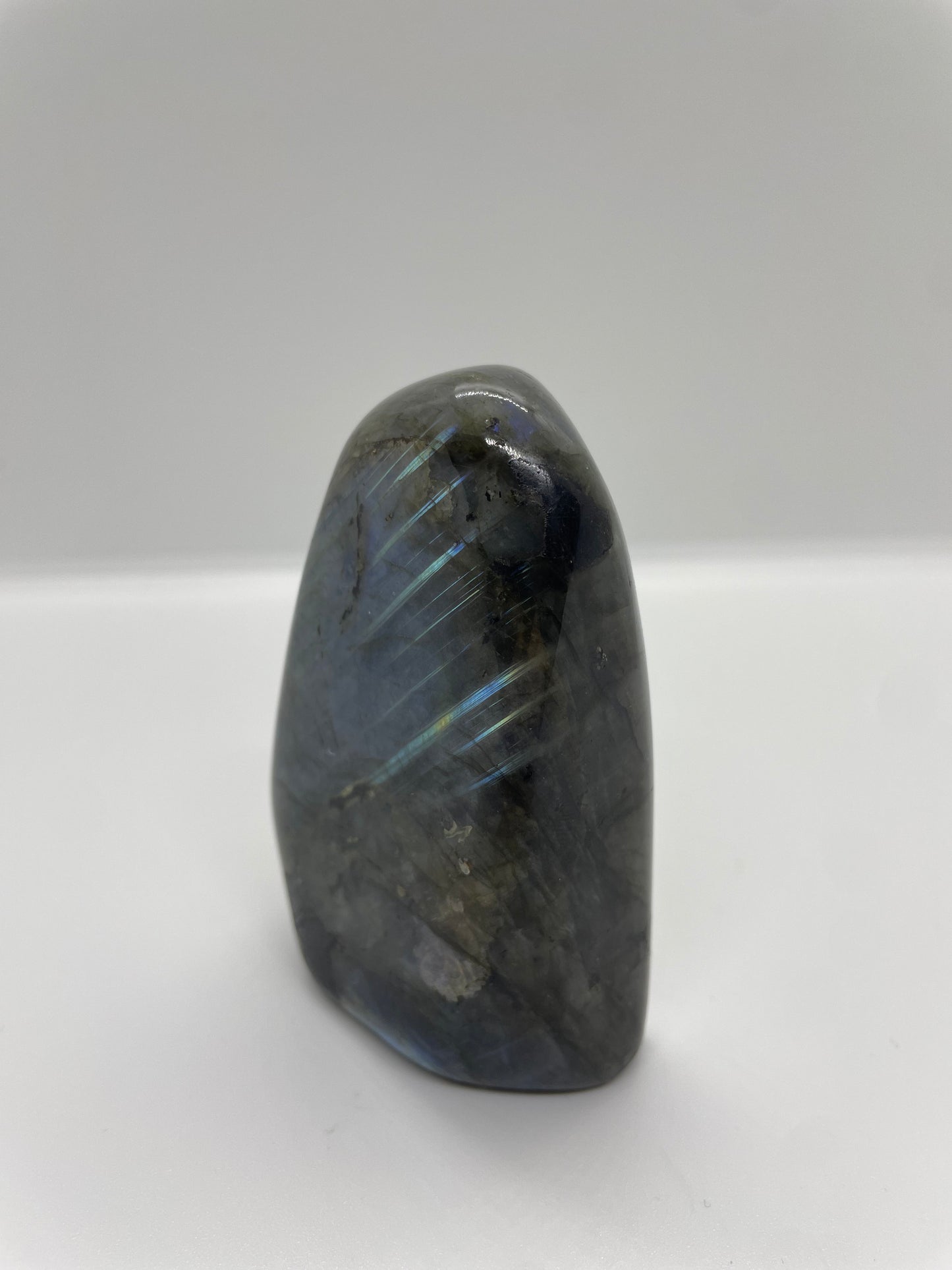 LABRADORITE EXTRA
